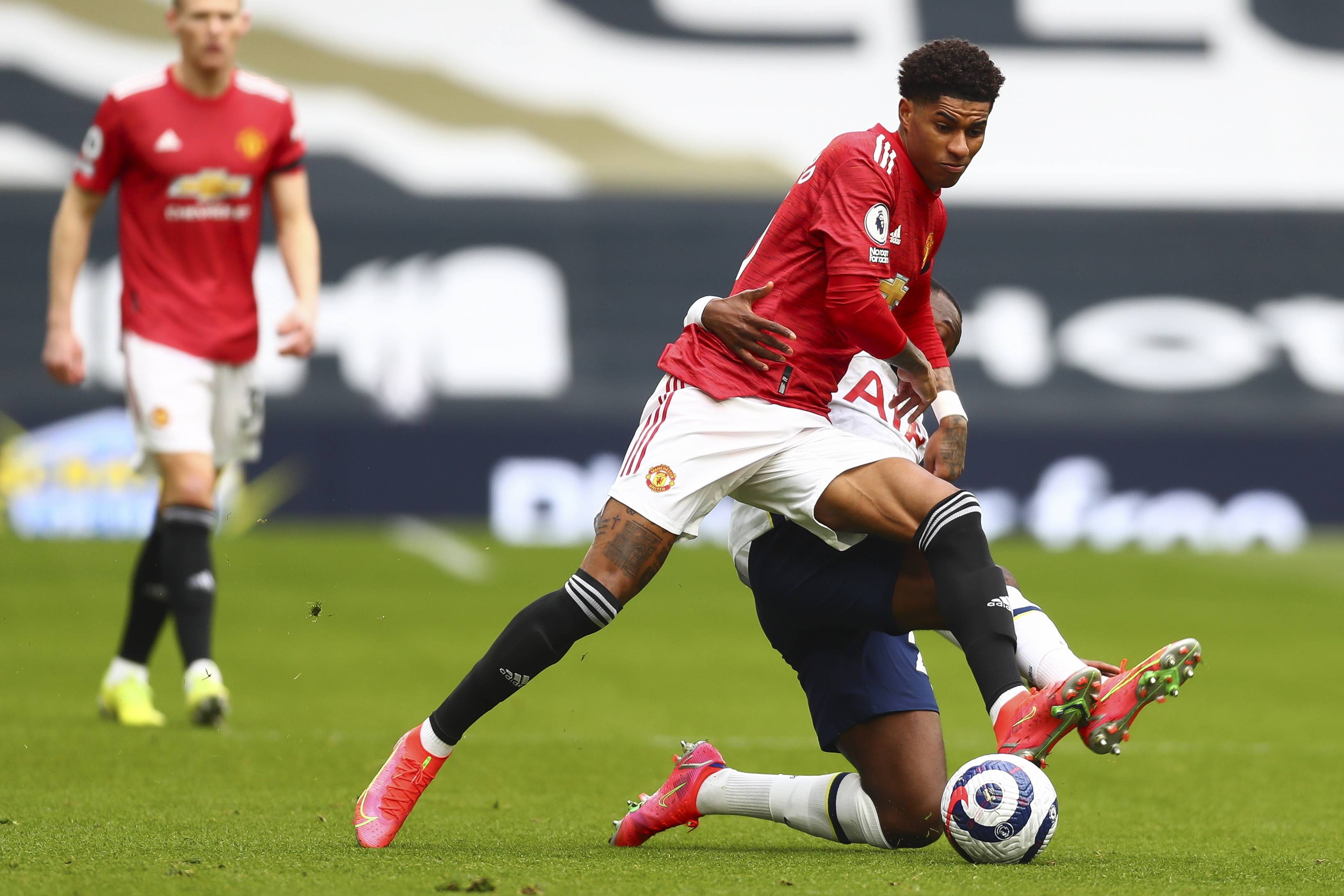 最终以微弱 最终以微弱